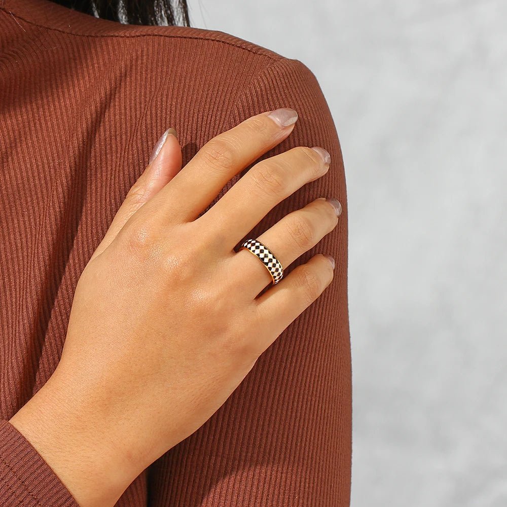 Black White Enamel Ring - Zafinne Jewelry
