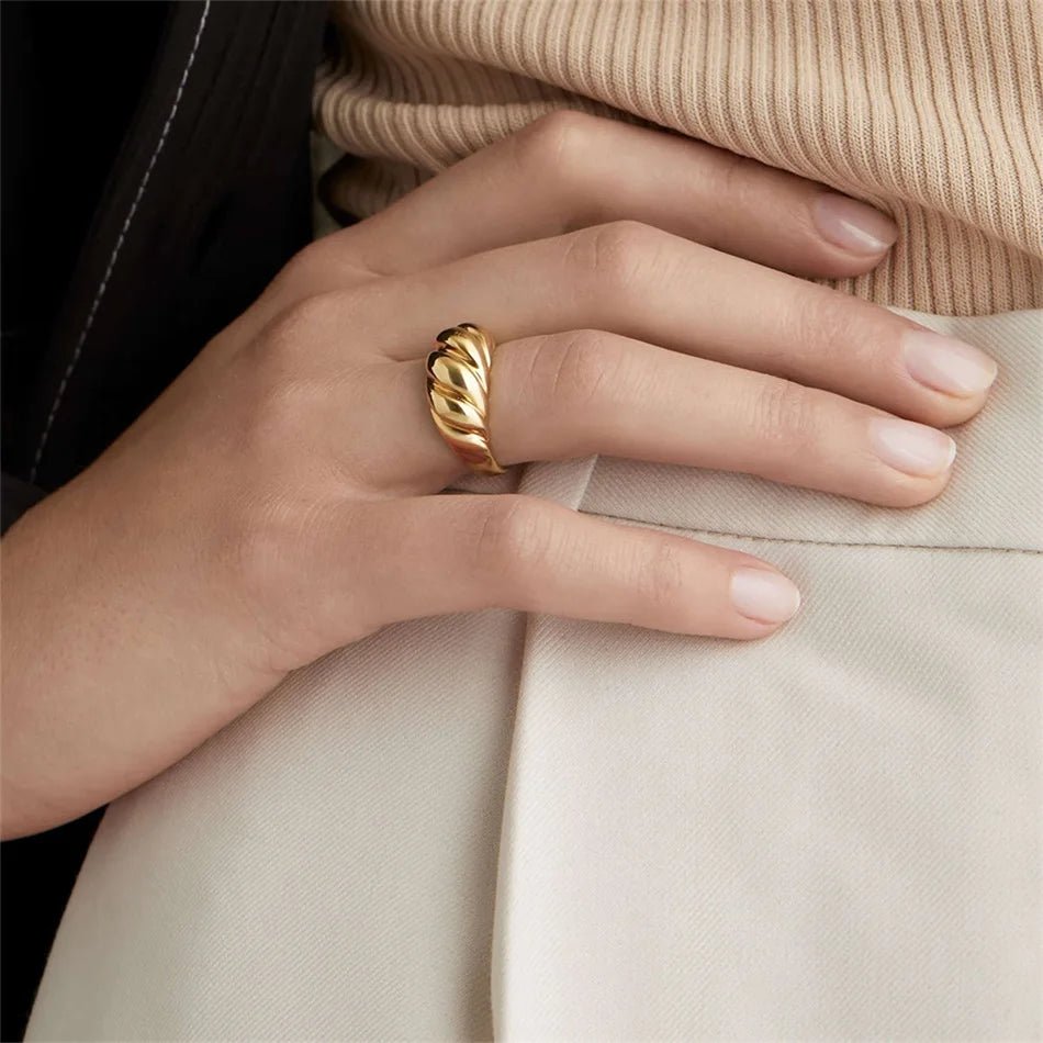 Classic Croissant Ring - Zafinne Jewelry