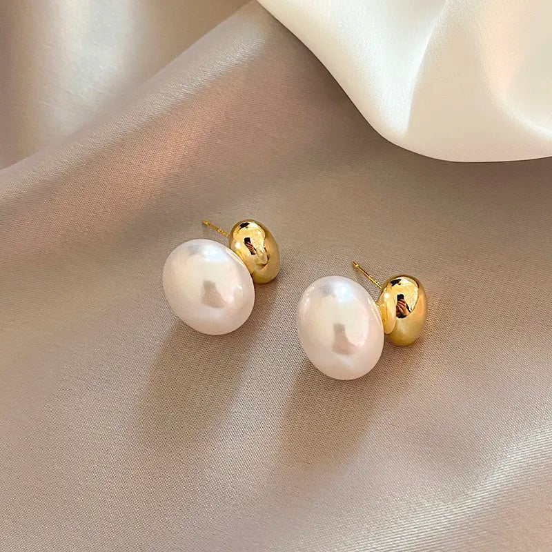 Elegant Oval Pearl Earrings - Zafinne Jewelry