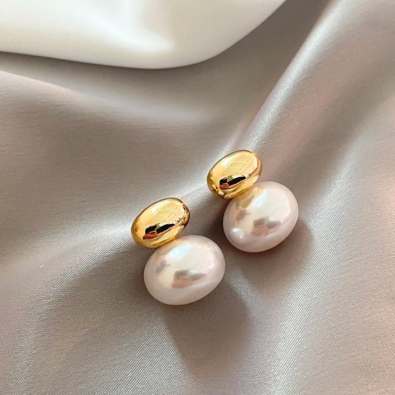 Elegant Oval Pearl Earrings - Zafinne Jewelry