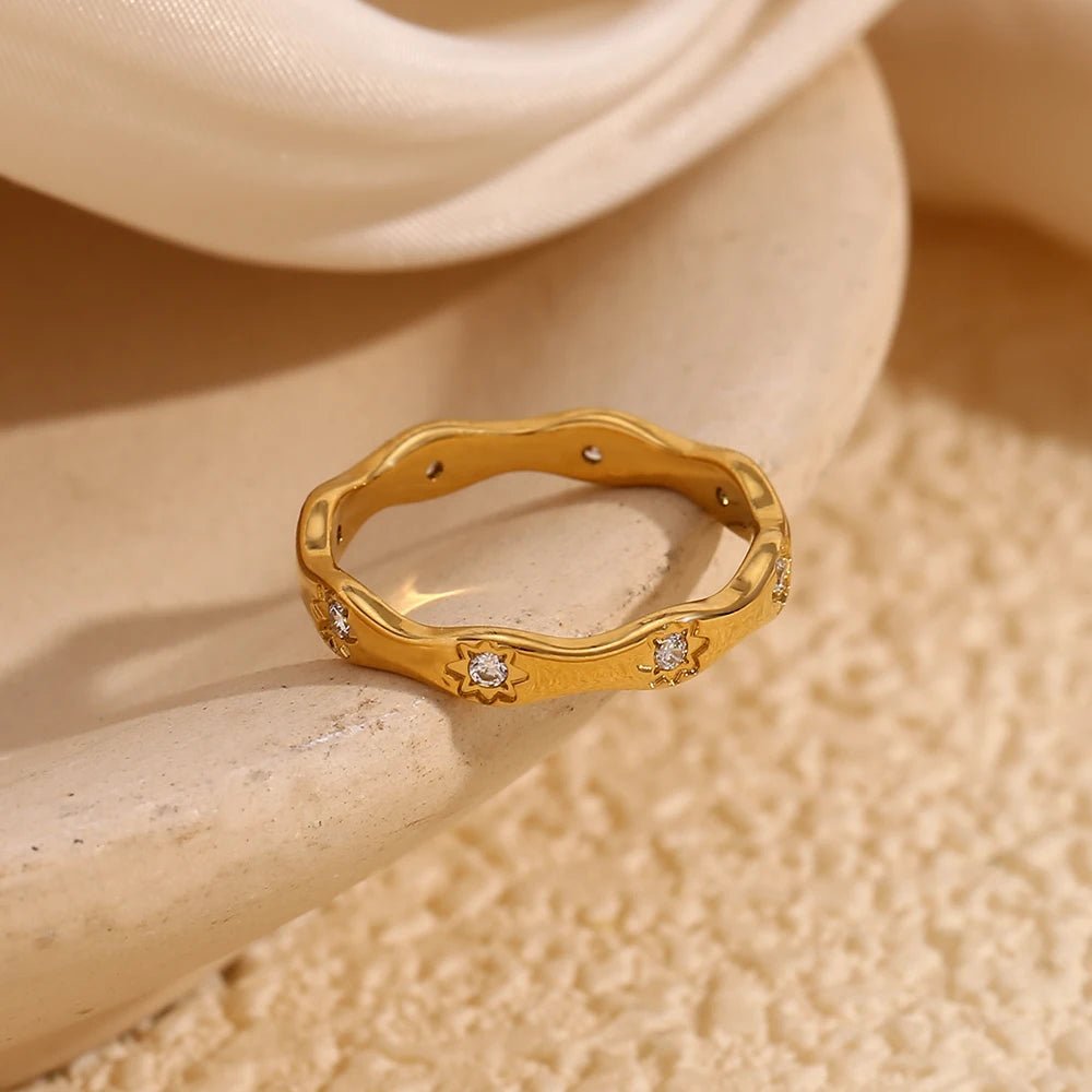 Gold Star Crystal Ring - Zafinne Jewelry