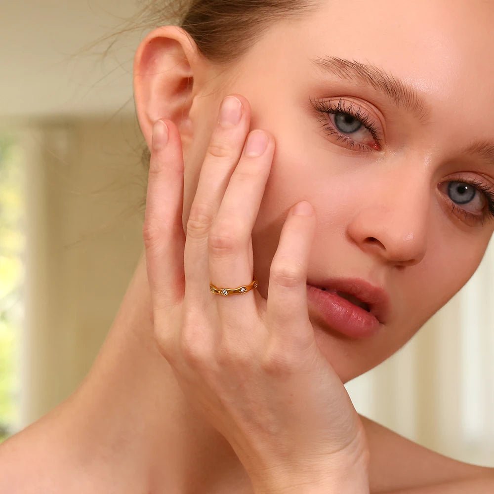 Gold Star Crystal Ring - Zafinne Jewelry