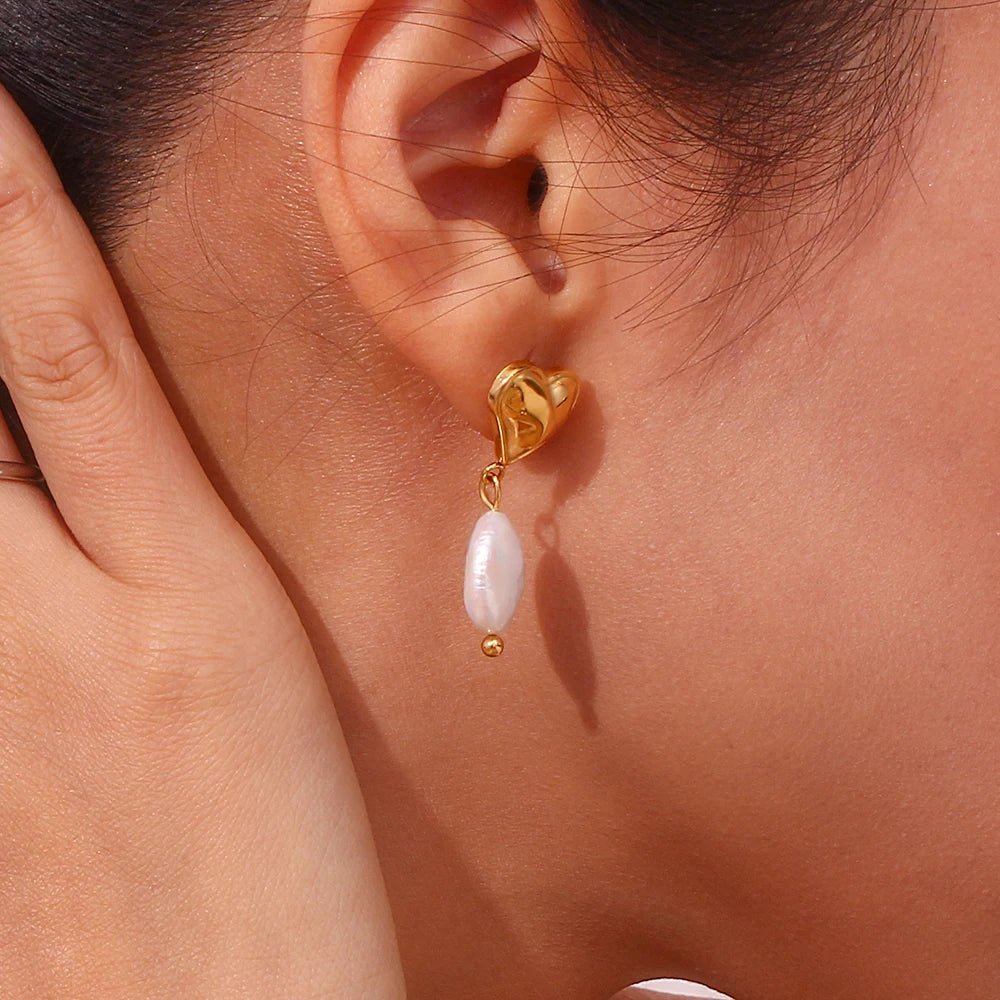 Heart Round Freshwater Pearl Drop Earrings - Zafinne Jewelry