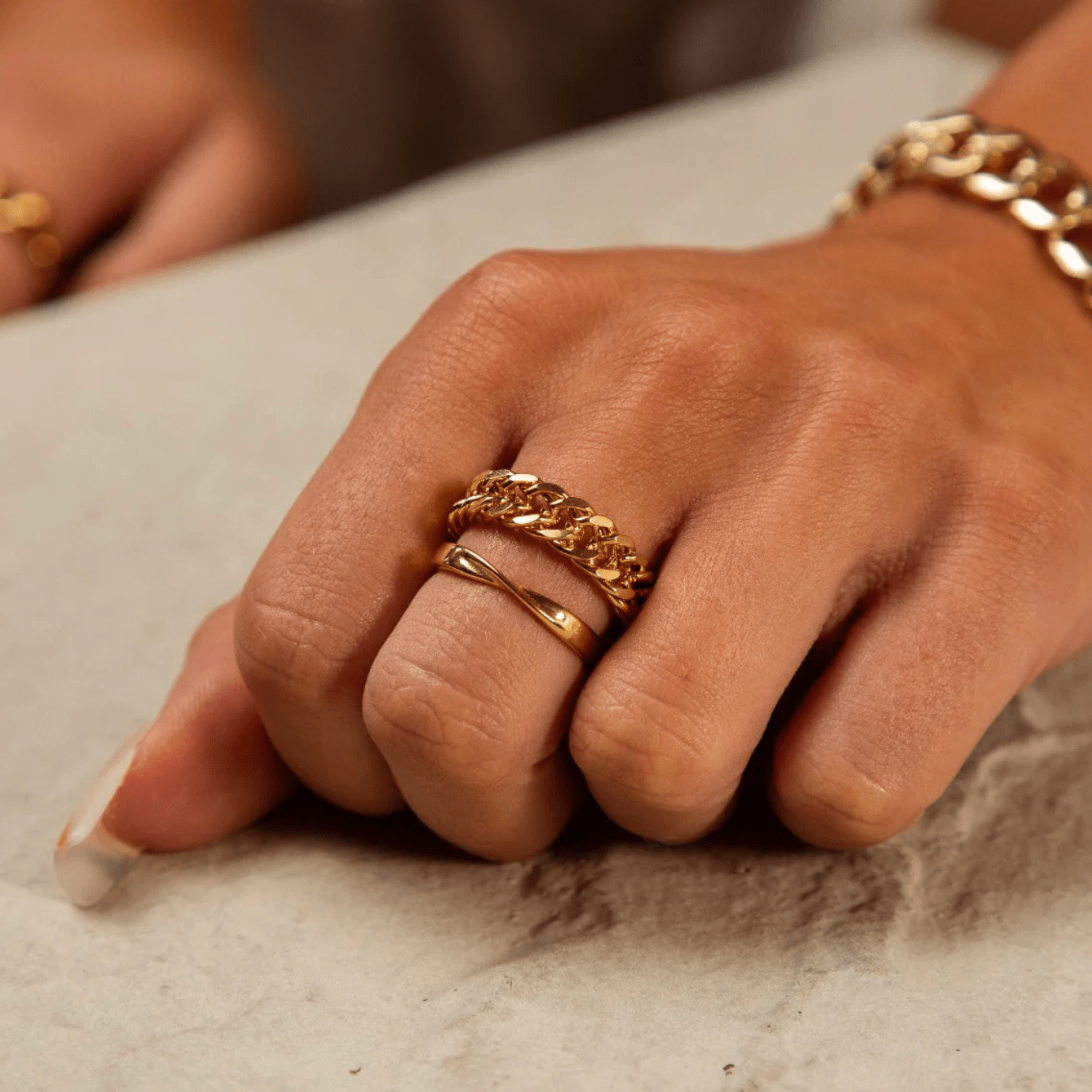 Ring Chain Curb Link Gold - Zafinne Jewelry