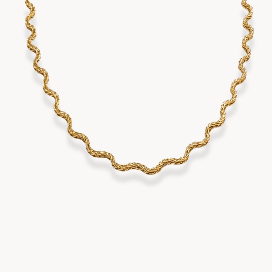 Sierra Textured Wave Chain Necklace - Zafinne Jewelry