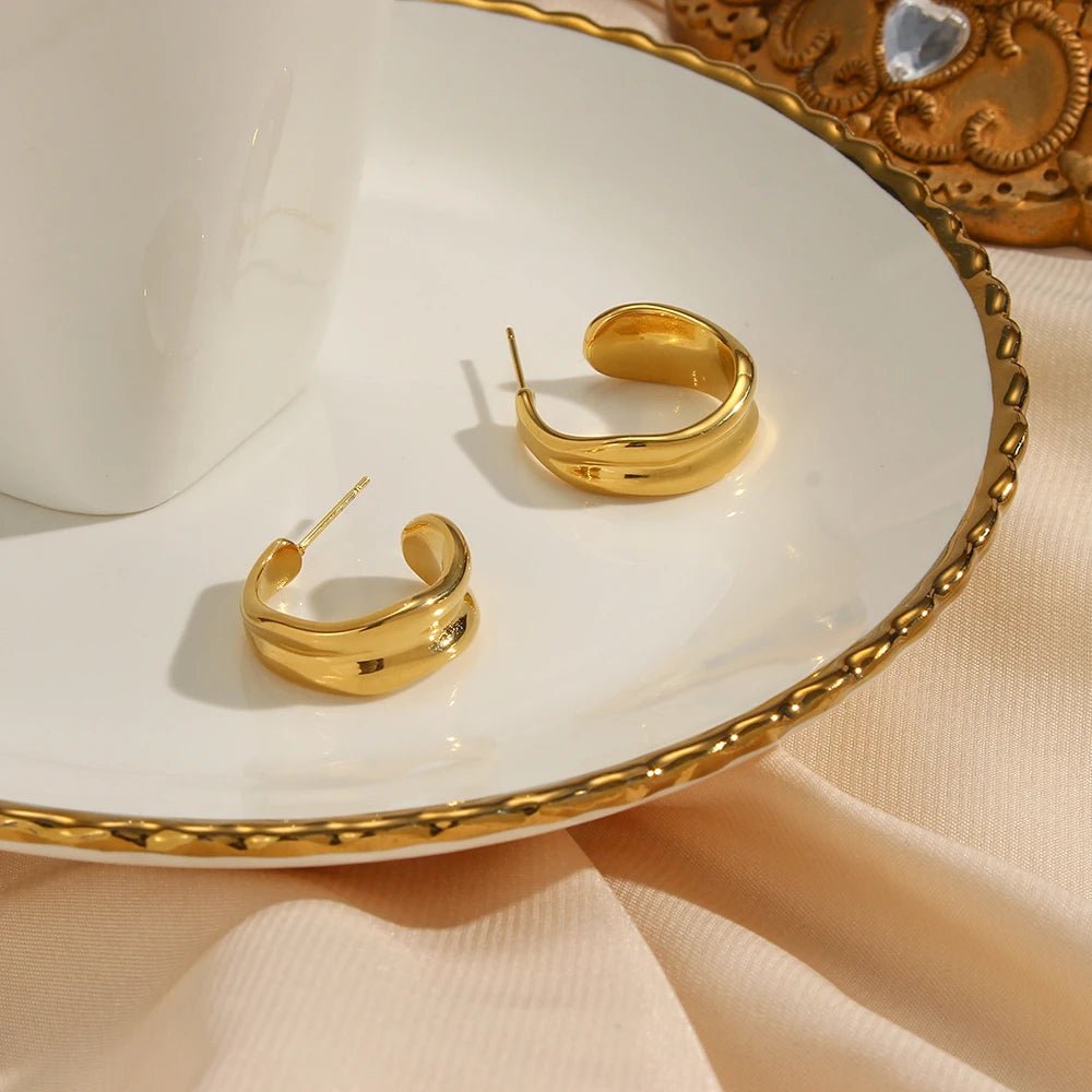 Twisted Gold Hoop Earrings - Zafinne Jewelry