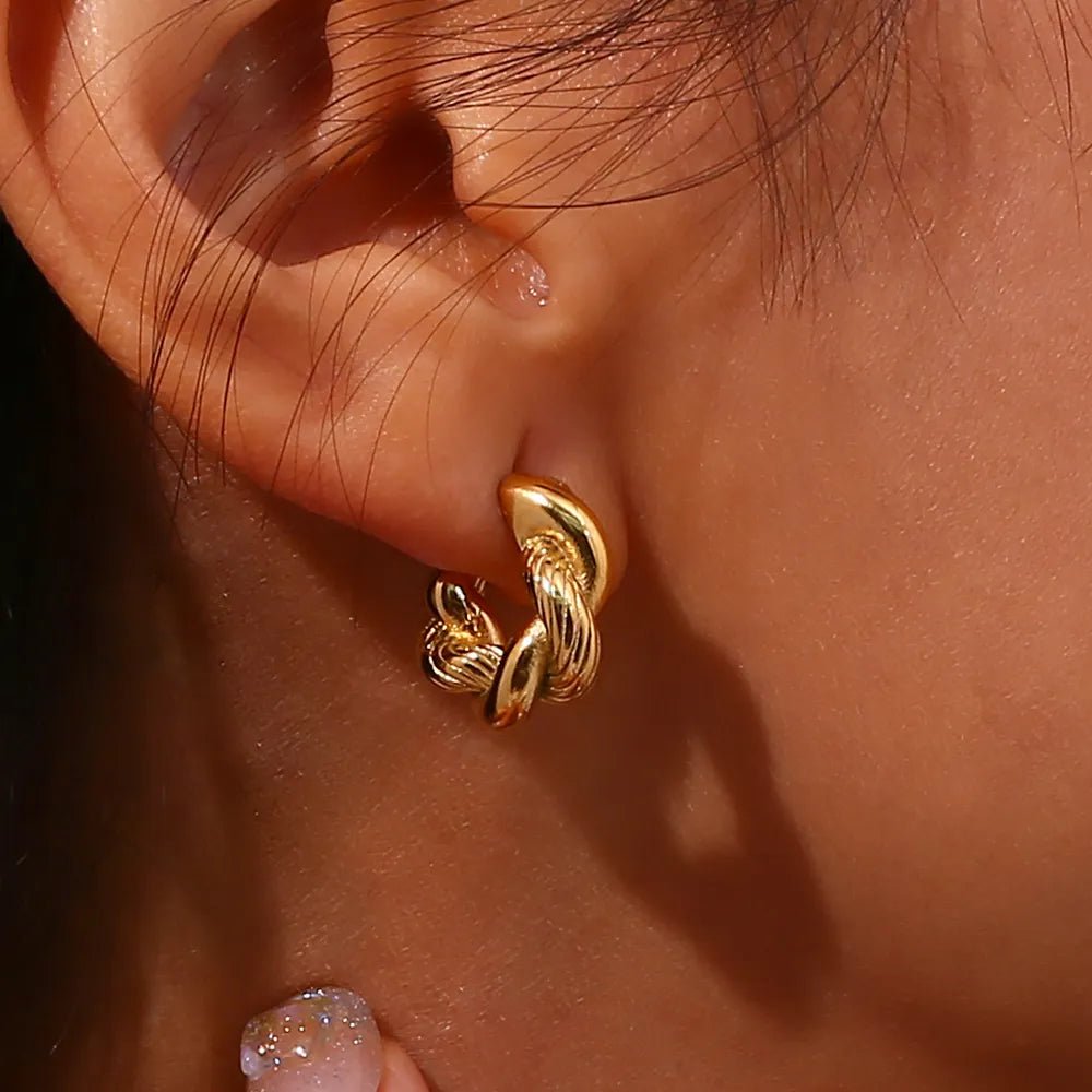Twisted Hoop Earrings Gold - Zafinne Jewelry