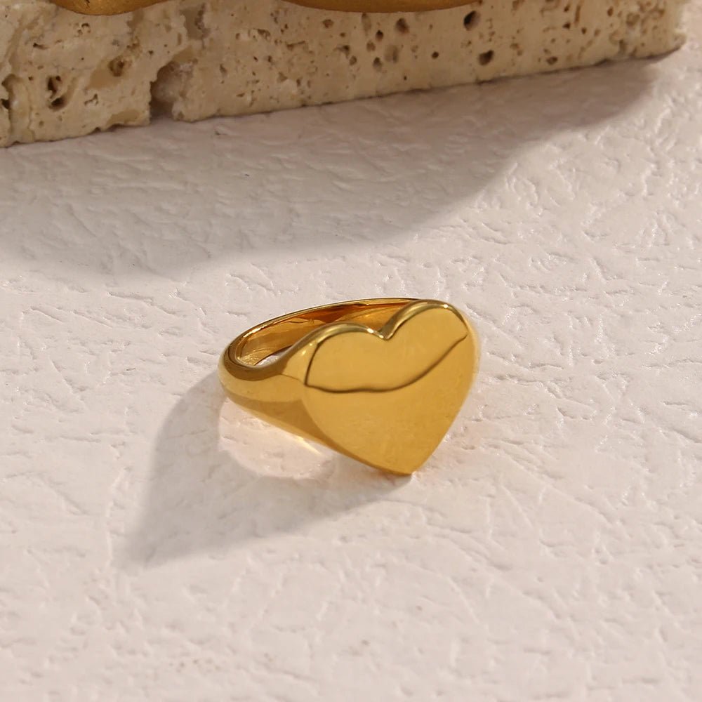 Wide Heart Ring - Zafinne Jewelry